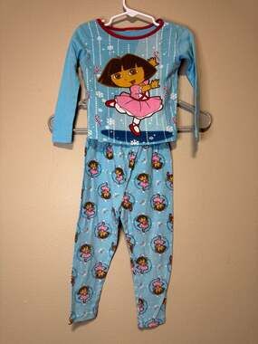 Nickelodeon Dora The Explorer Pajama Set Size 4T